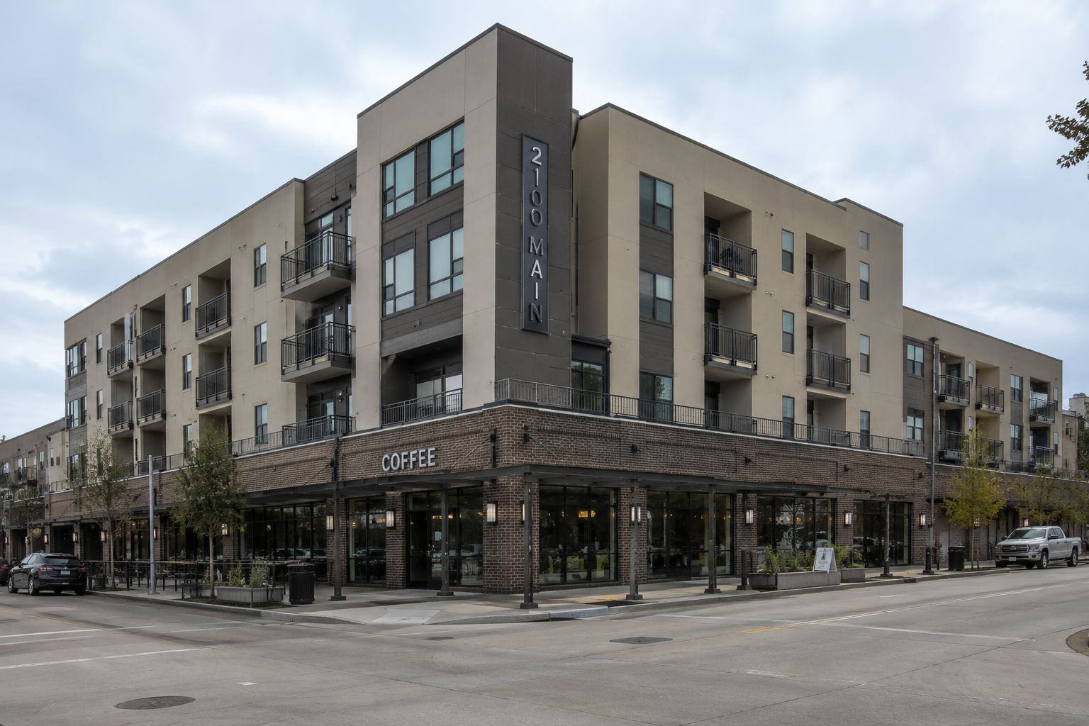 Mixed-use construction by Pillars of Seven